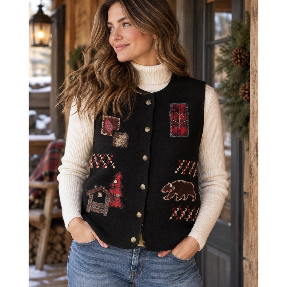 Vintage Woolrich Wool Vest Womens Small Bear Cabin Folk‎ Art Appliqué Black